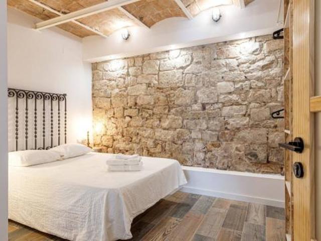 Apartamentos 4 Dormitorio Barcelona Barcelona ES84984093
