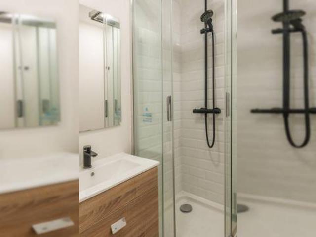 Apartamentos 4 Dormitorio Barcelona Barcelona ES88778572