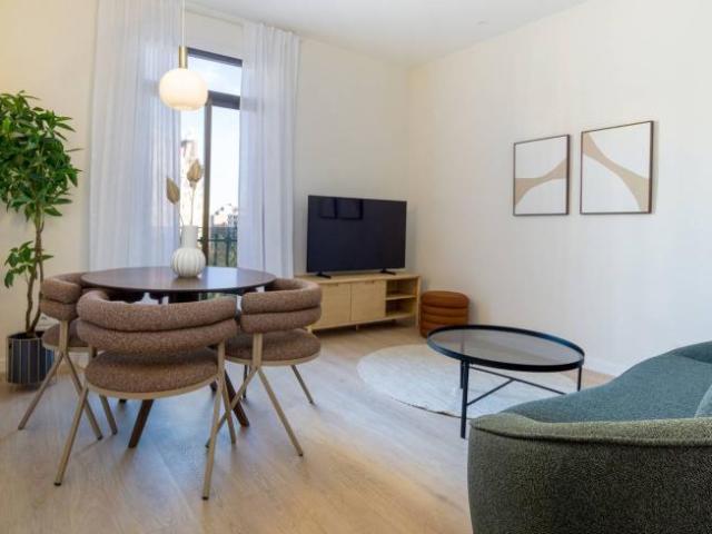 Apartamentos 4 Dormitorio Barcelona Barcelona ES95572342
