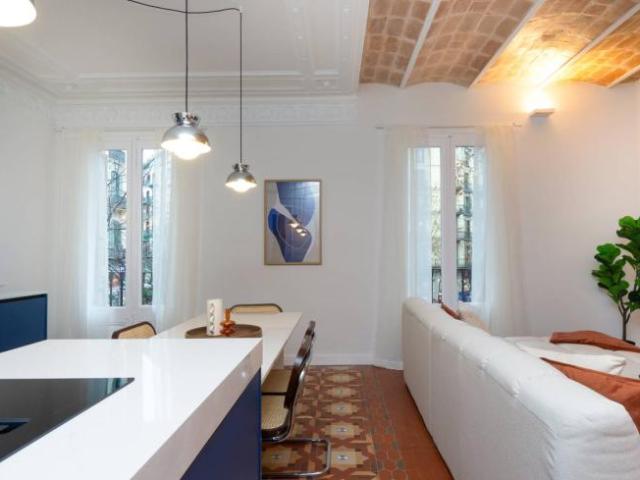 Apartamentos 4 Dormitorio Barcelona Barcelona ES95515265