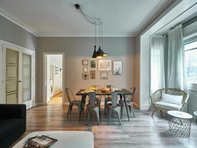 Apartamentos 4 Dormitorio Barcelona Barcelona ES101409161
