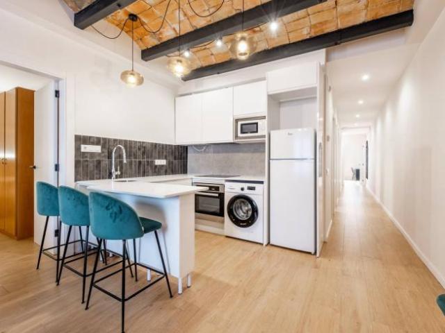Apartamentos 4 Dormitorio Barcelona Barcelona ES101771629