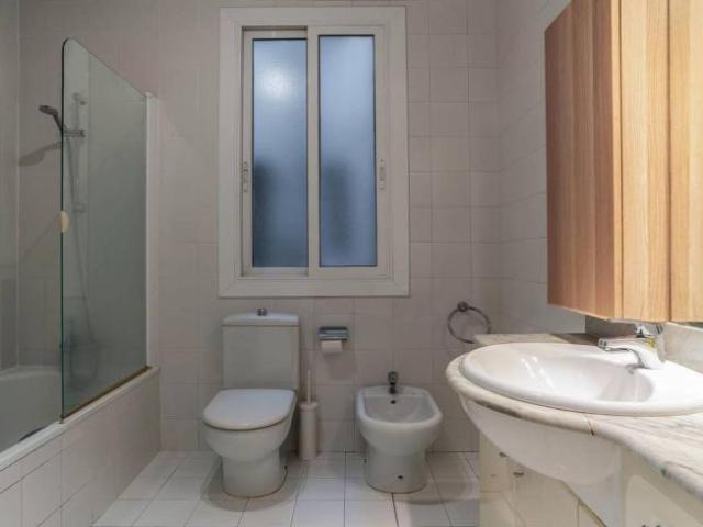 Apartamentos 4 Dormitorio Barcelona Barcelona ES101819550