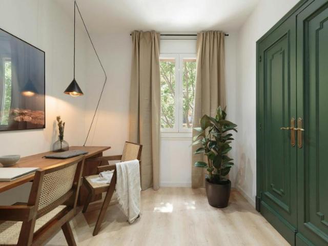 Apartamentos 4 Dormitorio Barcelona Barcelona ES101885318