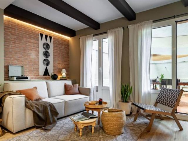 Apartamentos 4 Dormitorio Barcelona Barcelona ES102402141