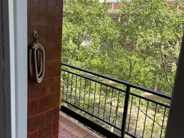 Apartamentos 4 Dormitorio Barcelona Barcelona ES103542981