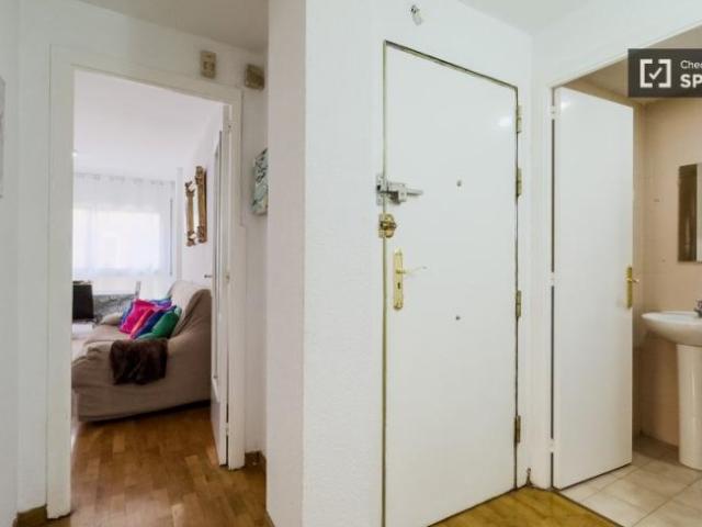 Apartamentos 4 Dormitorio Barcelona Barcelona ES103844456
