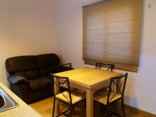 Apartamentos 4 Dormitorio Barcelona Barcelona ES104927881