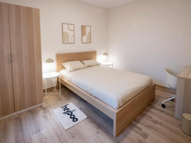 Apartamentos 4 Dormitorio Barcelona Barcelona ES104929514