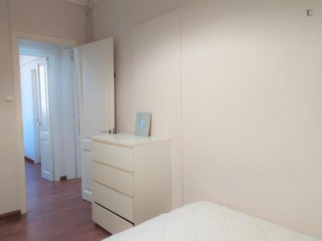 Apartamentos 4 Dormitorio Barcelona Barcelona ES104931094
