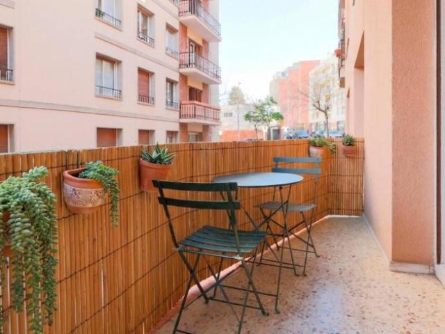 Apartamentos 4 Dormitorio Barcelona Barcelona ES104259294