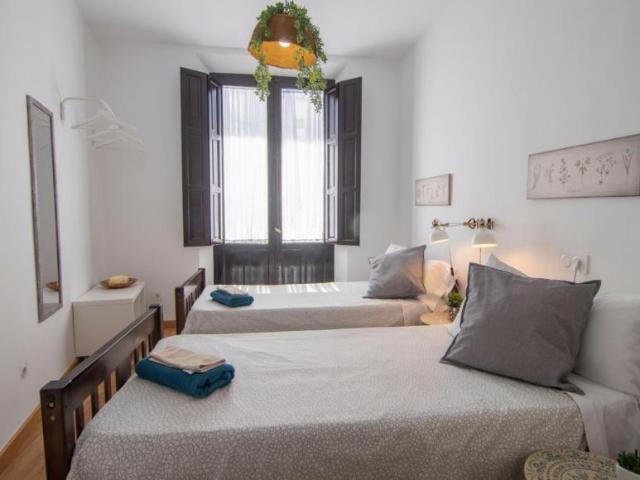 Apartamentos 4 Dormitorio Granada Granada ES103382621