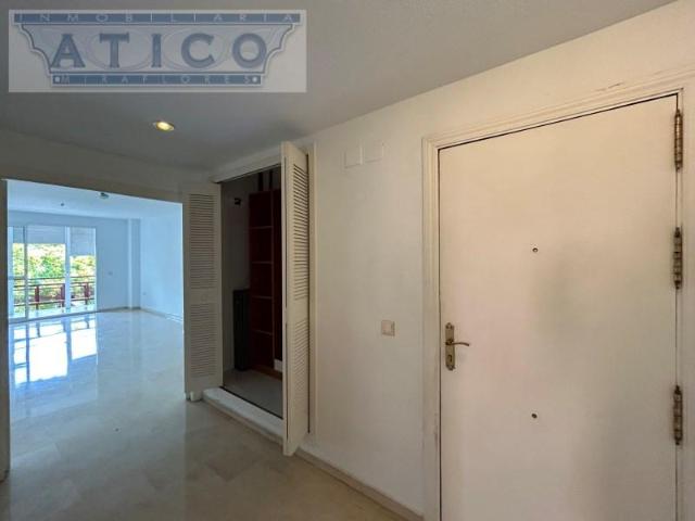 Apartamentos 4 Dormitorio Sevilla Sevilla ES102858988