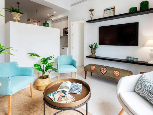 Apartamentos 4 Dormitorio Sevilla Sevilla ES83398655