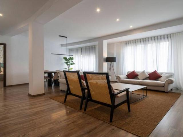 Apartamentos 4 Dormitorio Valencia Valencia ES90535196