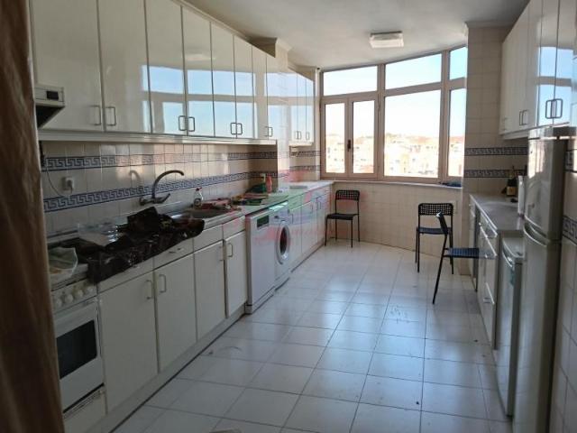 Apartamentos 4 quarto, Coimbra Coimbra DLS101311990