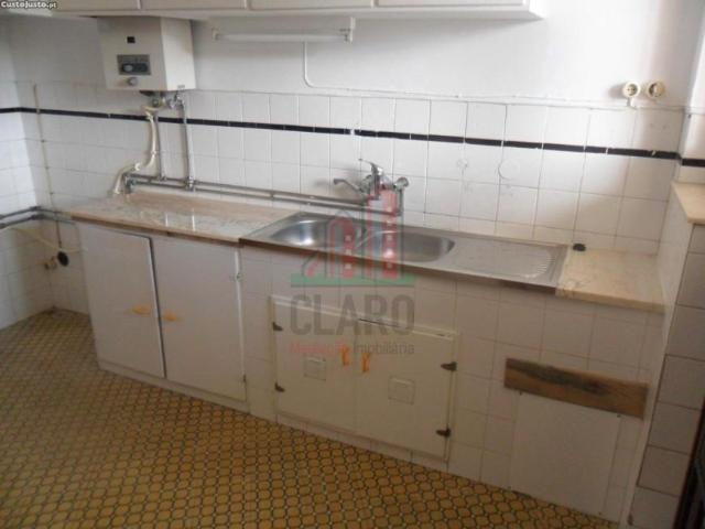 Apartamentos 4 quarto, Coimbra Coimbra 3030 DS102951701