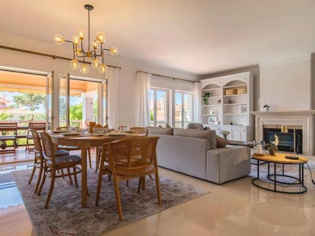 Apartamentos 4 quarto, Cascais Cascais 2750 644 ES92428813