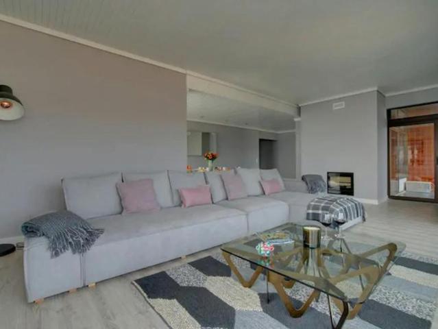 Apartamentos 4 quarto, Cascais Cascais 2765 392 DLS102367698