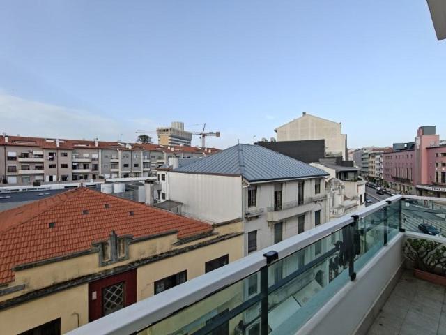 Apartamentos 4 quarto, Aveiro Aveiro DLS101309650