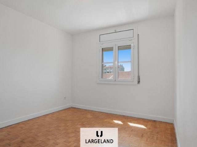 Apartamentos 4 quarto, Aveiro Aveiro DLS102032035
