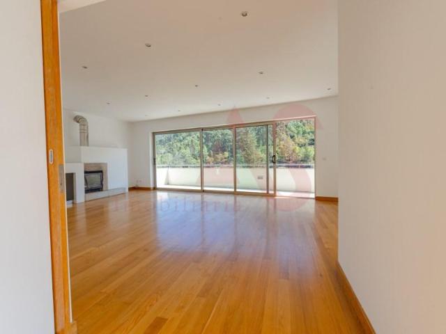 Apartamentos 4 quarto, Baião Baião 5040 030 DS97121477