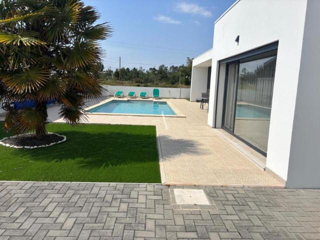 Apartamentos 4 quarto, Óbidos Leiria DLS102114799