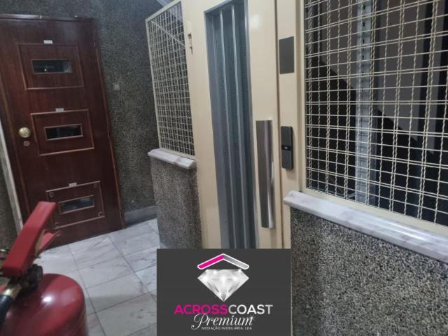 Apartamentos 4 quarto, Lisboa Lisboa 1150 DLS102434326