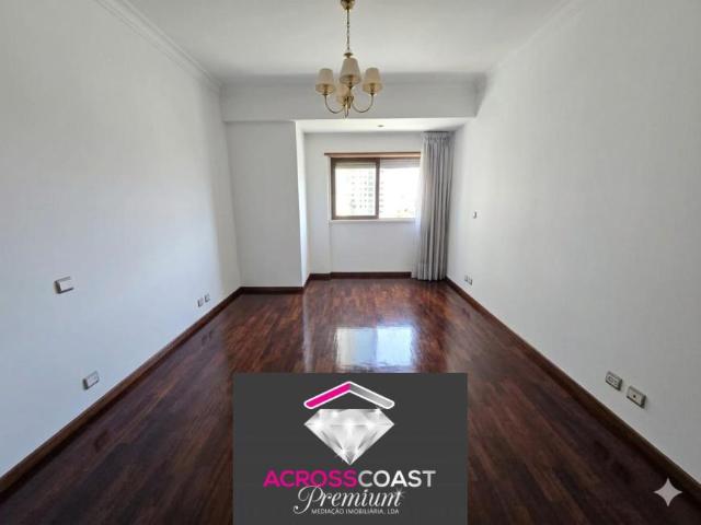 Apartamentos 4 quarto, Lisboa Lisboa 1900 DS102306397