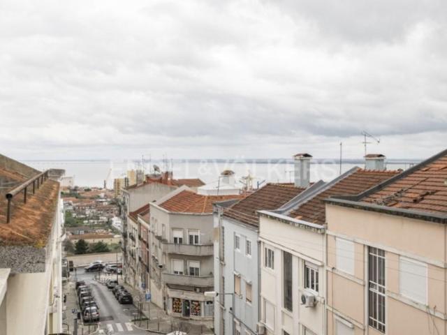 Apartamentos 4 quarto, Lisboa Lisboa 1900 177 DS100420576