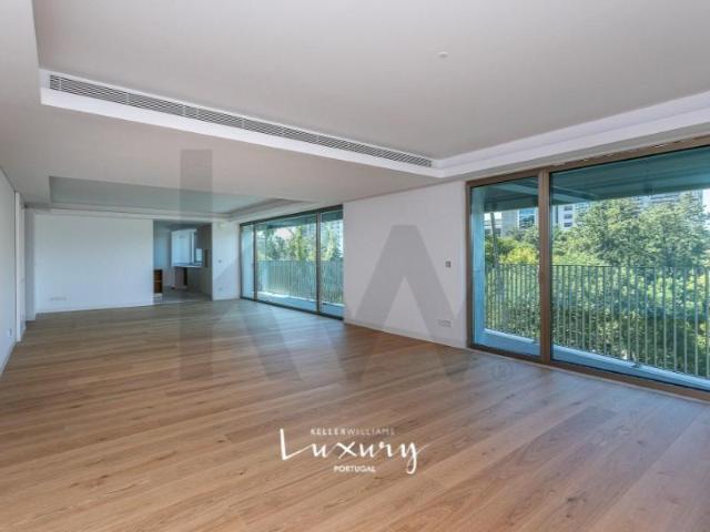 Apartamentos 4 quarto, Lisboa Lisboa DLS93947308