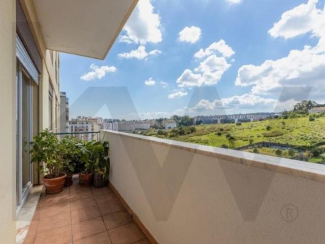 Apartamentos 4 quarto, Lisboa Lisboa DLS99288753