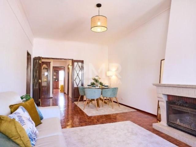 Apartamentos 4 quarto, Lisboa Lisboa DLS100257476