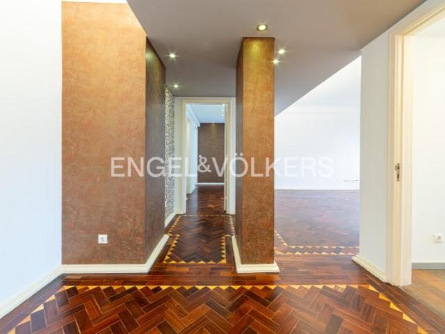 Apartamentos 4 quarto, Lisboa Lisboa DLS101156667