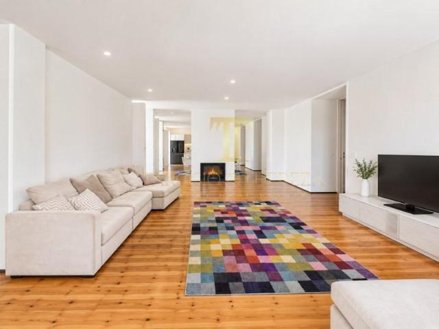 Apartamentos 4 quarto, Lisboa Lisboa DLS102035090