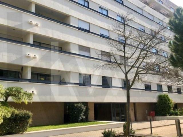 Apartamentos 4 quarto, Lisboa Lisboa DLS102375007