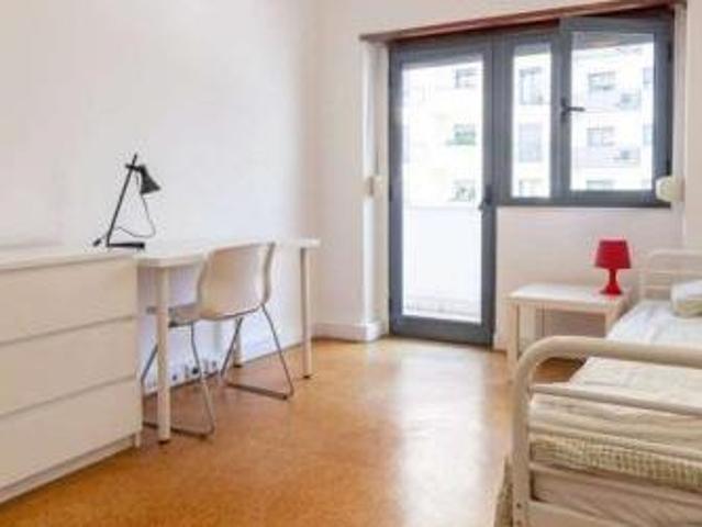 Apartamentos 4 quarto, Lisbon Lisbon 1050 128 DLS57879032