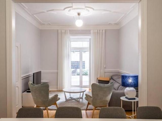 Apartamentos 4 quarto, Lisbon Lisbon 1050 341 DLS54273631