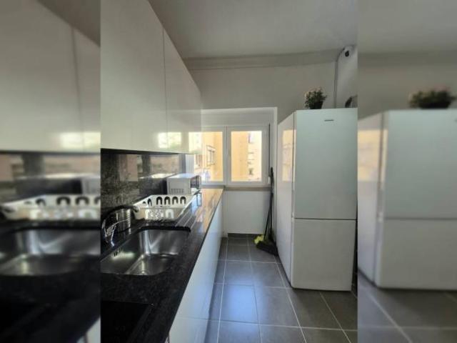 Apartamentos 4 quarto, Lisbon Lisbon 1170 ES95485871