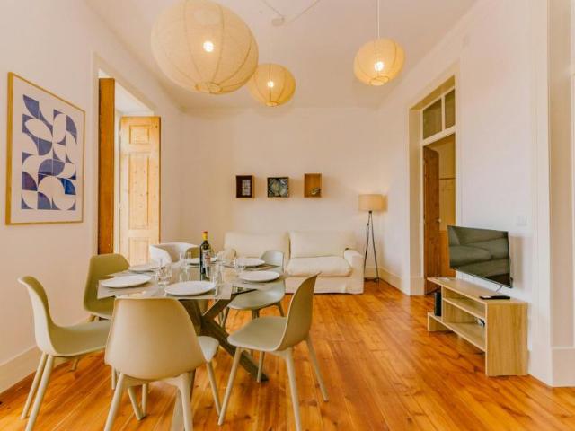 Apartamentos 4 quarto, Lisbon Lisbon 1200 037 DS100944416