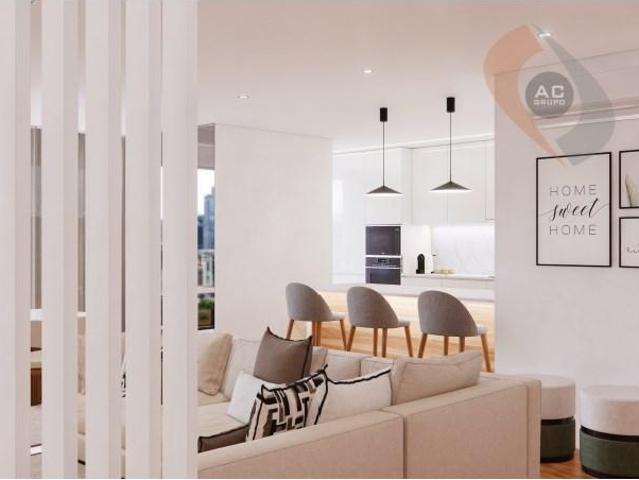 Apartamentos 4 quarto, São João da Madeira São João da Madeira DS97266837