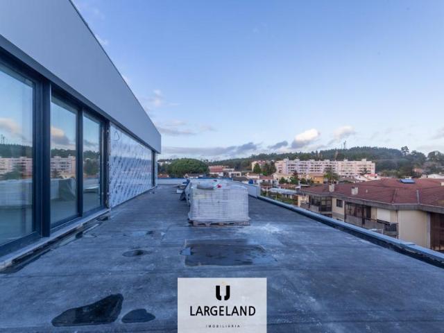 Apartamentos 4 quarto, Santa Maria da Feira Santa Maria da Feira DLS97121363