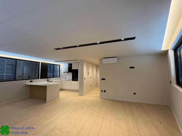 Apartamentos 4 quarto, Porto Gondomar 4420 DLS101789380