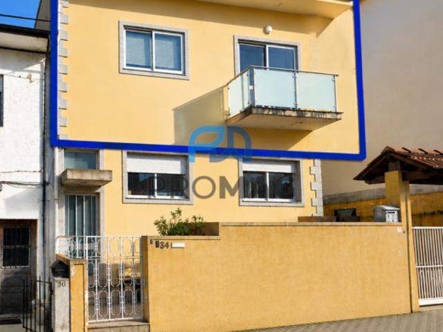 Apartamentos 4 quarto, Porto Gondomar 4435 DLS102811621