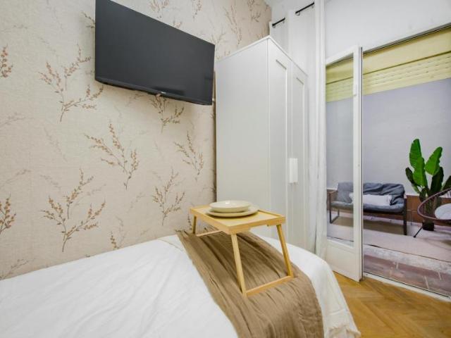 Apartamentos 5 Dormitorio Madrid Madrid ES104364415