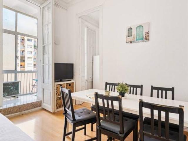 Apartamentos 5 Dormitorio Barcelona Barcelona ES84267971