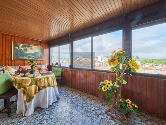 Apartamentos 5 quarto, Almada Almada DS100639520