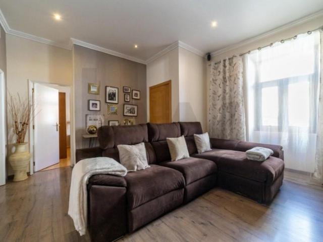 Apartamentos 5 quarto, Lisboa Lisboa DLS98493153