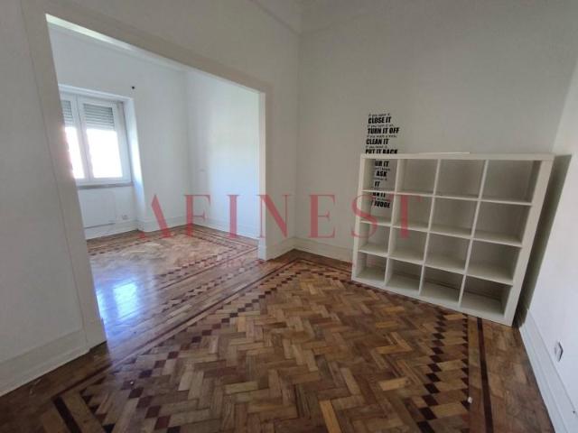 Apartamentos 5 quarto, Lisboa Lisboa DLS101645627