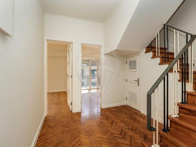 Apartamentos 5 quarto, Lisboa Lisboa ES102031838